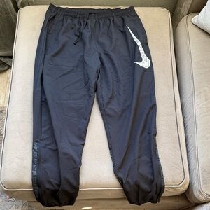 Nike Windbreaker/jogger